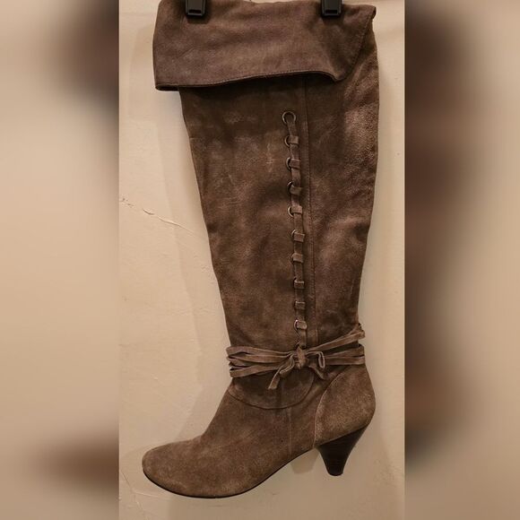 Nine West Shoes - Nine West Olive Green Suede Heeled Boots 7 1/2